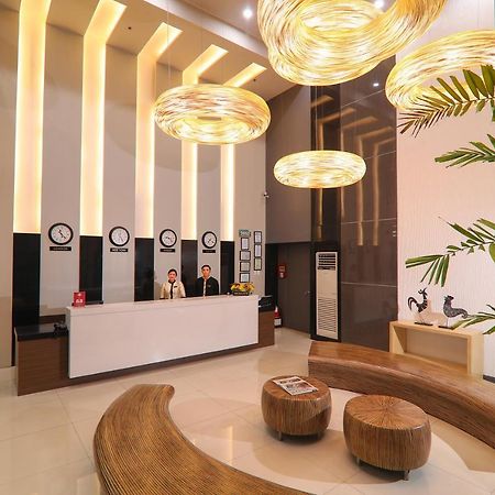 Kew Hotel Tagbilaran Exterior photo