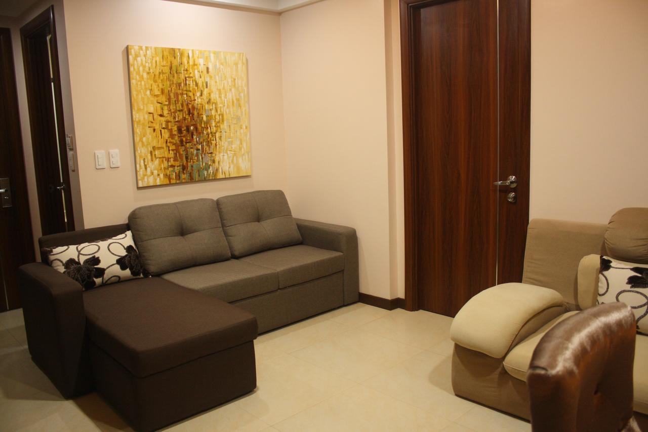 Kew Hotel Tagbilaran Exterior photo